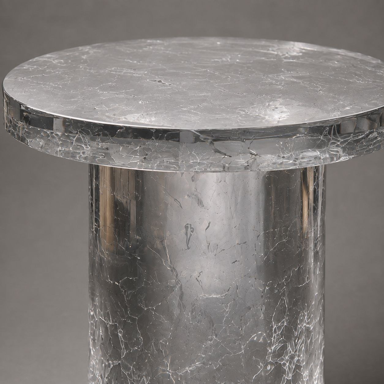 FROSTED TABLE — view 2